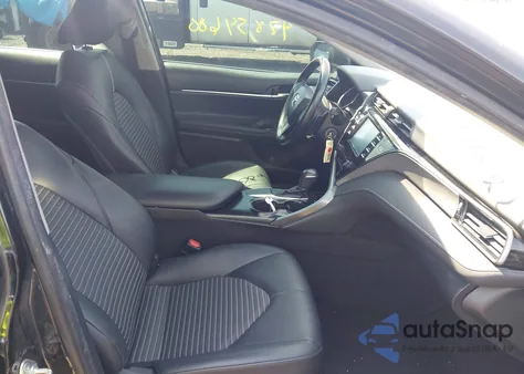 2019 Toyota Camry Se z USA, uszkodzony, nr VIN 4T1B11HK0KU820474